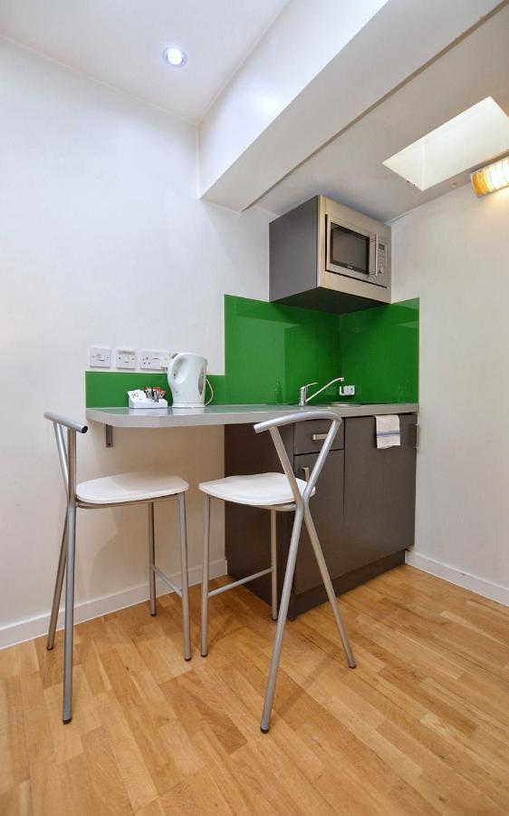 Deluxe Lower Ground Floor